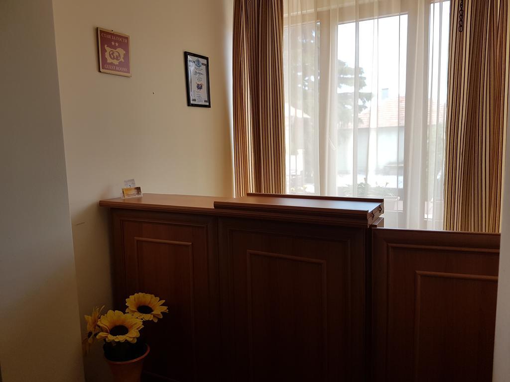 Guest House Markovi أهيلوي المظهر الخارجي الصورة