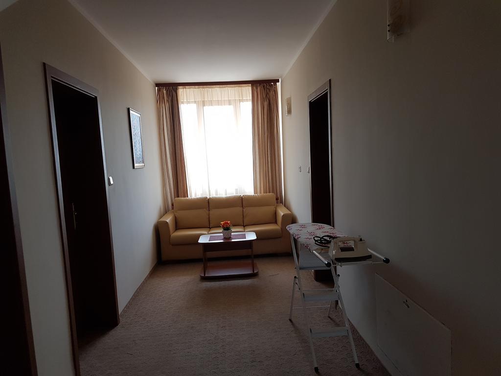Guest House Markovi أهيلوي المظهر الخارجي الصورة