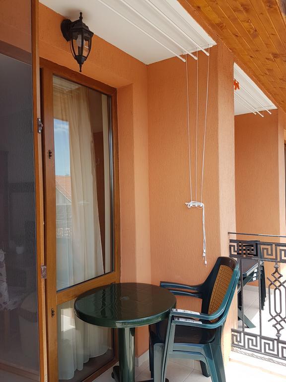 Guest House Markovi أهيلوي المظهر الخارجي الصورة
