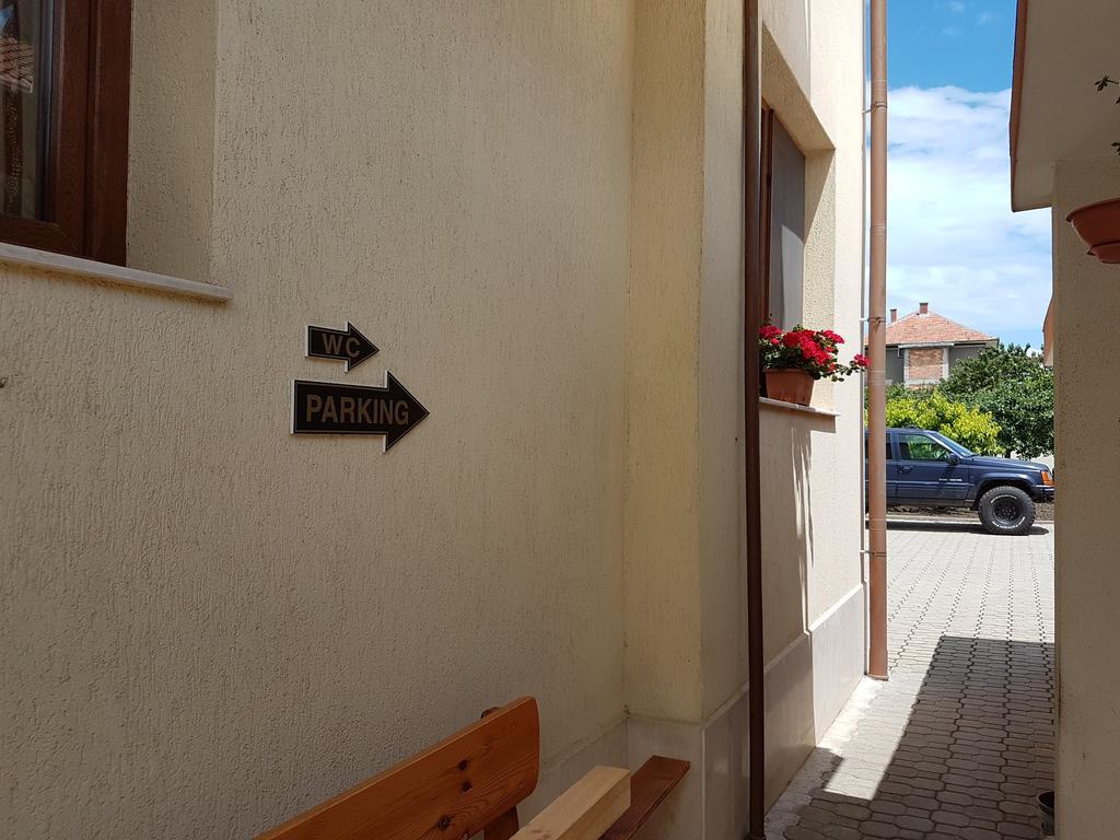 Guest House Markovi أهيلوي المظهر الخارجي الصورة