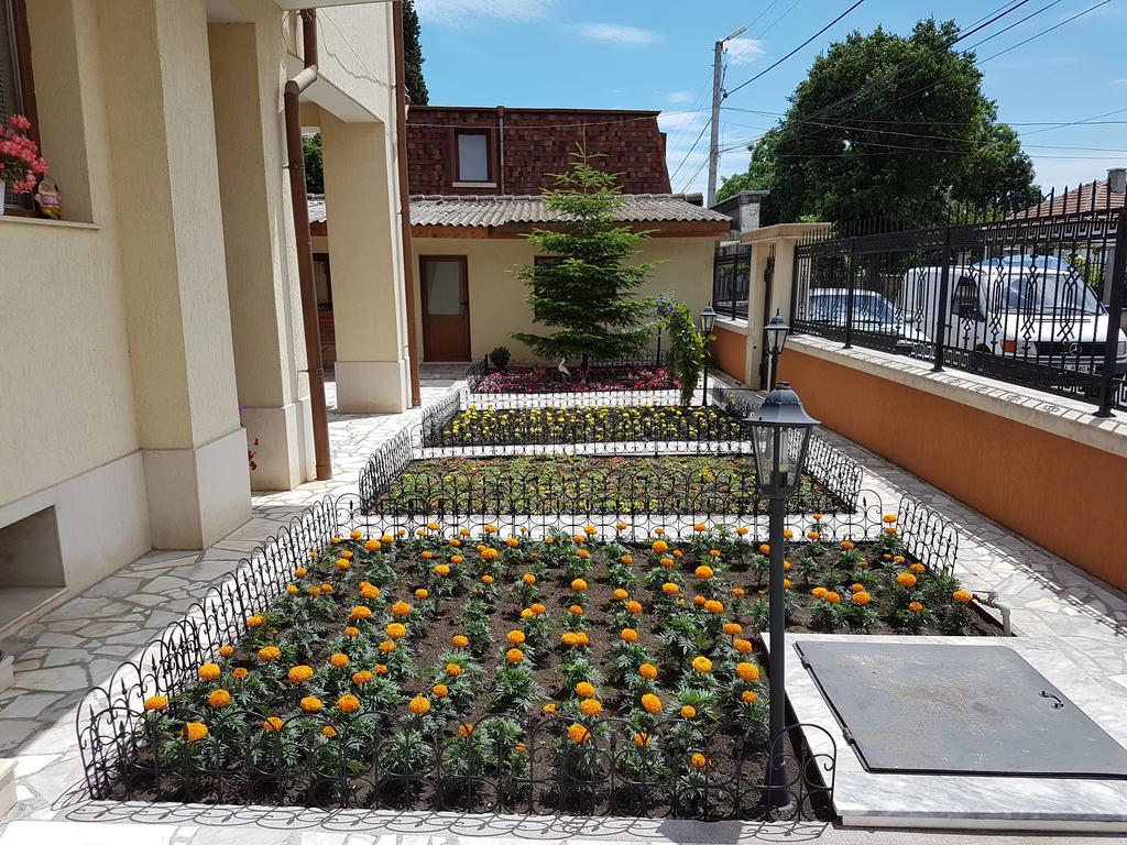 Guest House Markovi أهيلوي المظهر الخارجي الصورة