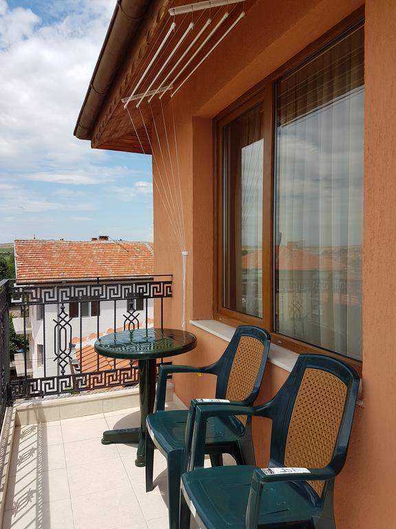 Guest House Markovi أهيلوي المظهر الخارجي الصورة